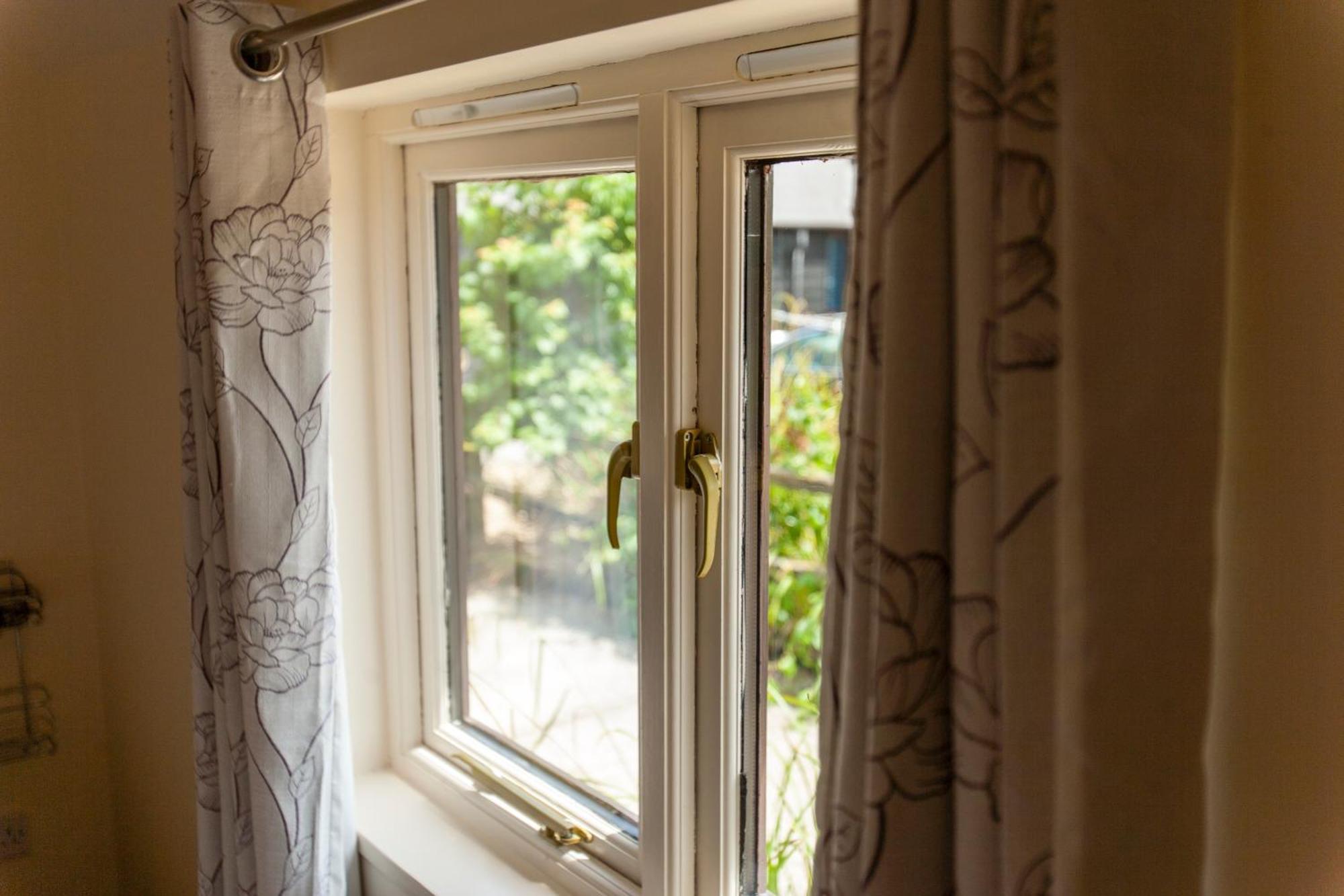 Five Cottages In Aonb And A Hobbit House! Canterbury Esterno foto